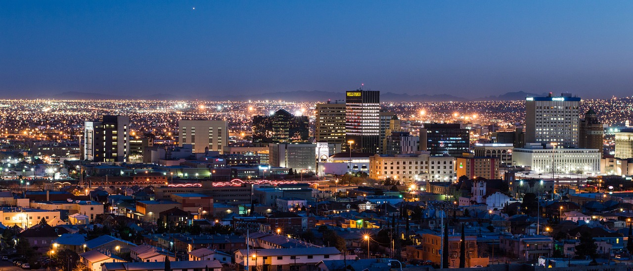 El Paso Female Strippers - City Skyline