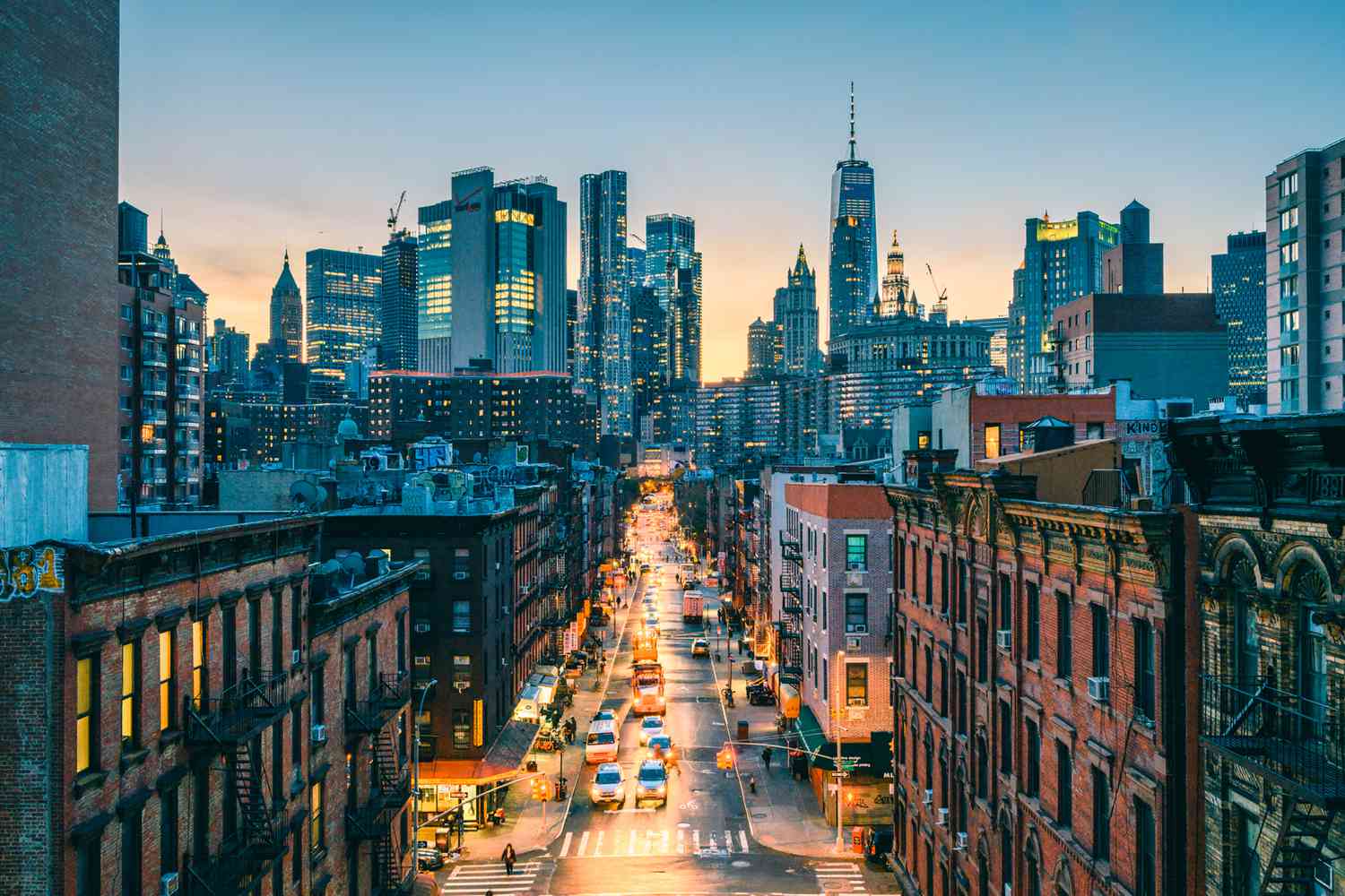 Manhattan Female Strippers - City Skyline
