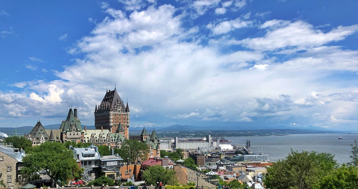 Quebec Female Strippers - City Skyline