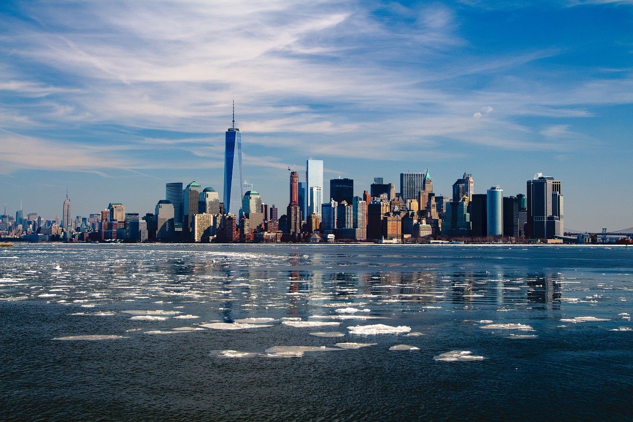 Queens Female Strippers - City Skyline
