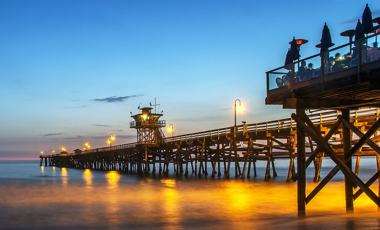 San Clemente Female Strippers - City Skyline