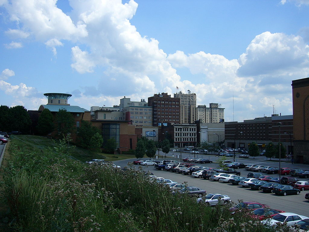 Youngstown Female Strippers - City Skyline